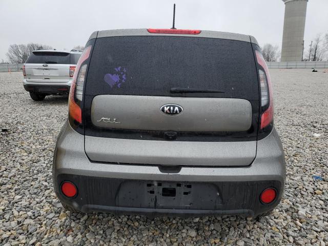 KNDJN2A24K7694624 - 2019 KIA SOUL GRAY photo 6