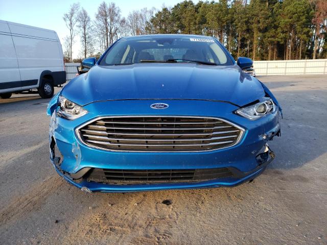 3FA6P0HDXLR159664 - 2020 FORD FUSION SE BLUE photo 5