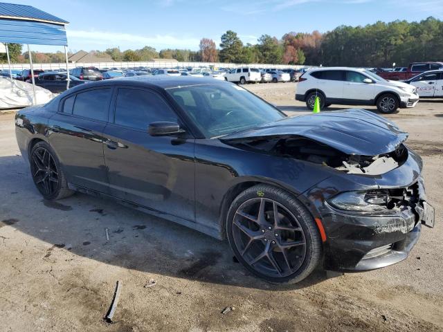 2C3CDXBG6KH653097 - 2019 DODGE CHARGER SXT BLACK photo 4