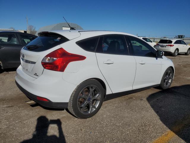 1FADP3K29EL281398 - 2014 FORD FOCUS SE WHITE photo 3