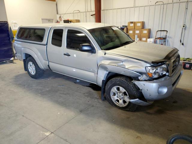 5TEUU42N89Z665697 - 2009 TOYOTA TACOMA ACCESS CAB Күміс фото 4