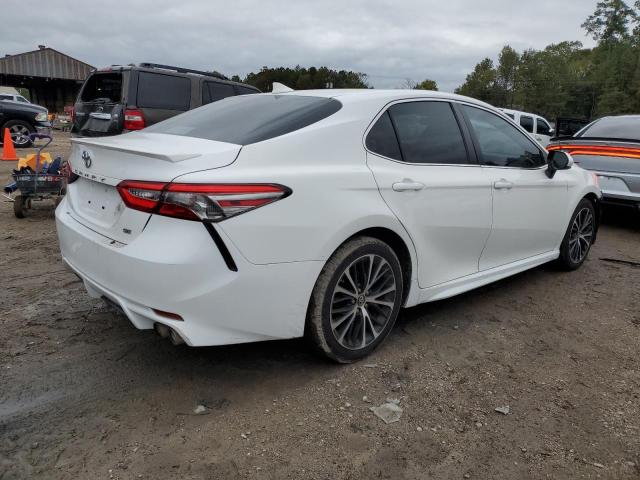 4T1B11HK9KU205700 - 2019 TOYOTA CAMRY L WHITE photo 3