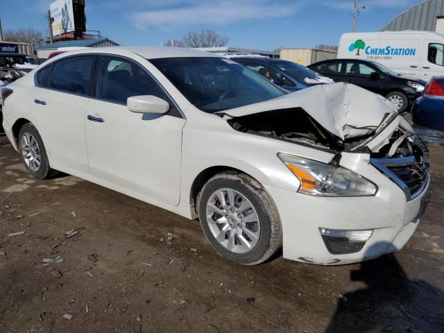 1N4AL3AP4FC243719 - 2015 NISSAN ALTIMA 2.5 WHITE photo 4