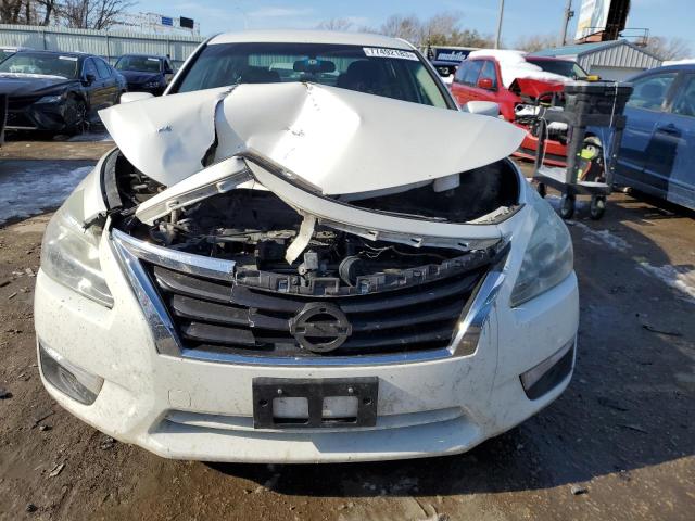 1N4AL3AP4FC243719 - 2015 NISSAN ALTIMA 2.5 WHITE photo 5