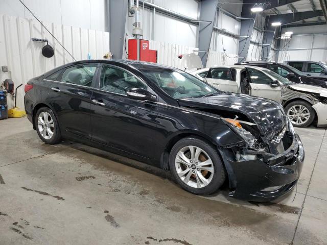 5NPEC4AC2BH106372 - 2011 HYUNDAI SONATA SE BLACK photo 4