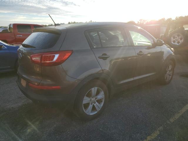 KNDPB3A2XC7283495 - 2012 KIA SPORTAGE BASE GRAY photo 3