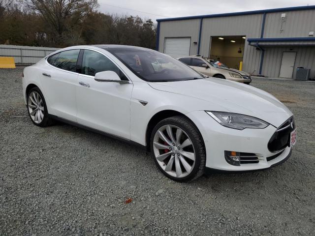 5YJSA1H17EFP58080 - 2014 TESLA MODEL S WHITE photo 4