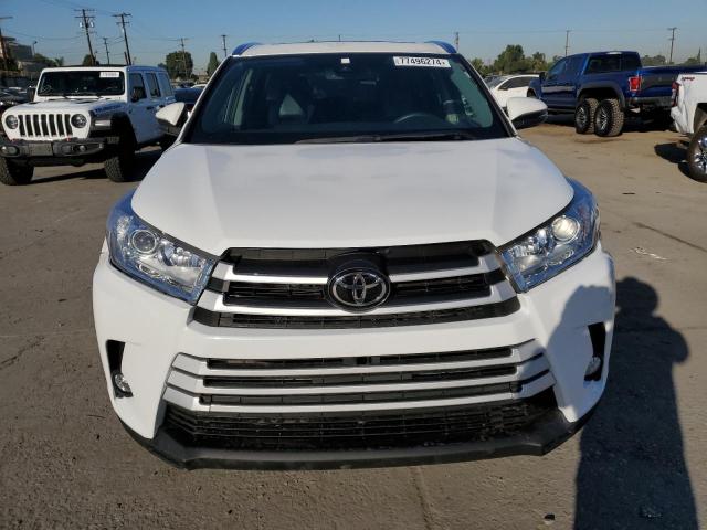 5TDJZRFH5KS628096 - 2019 TOYOTA HIGHLANDER SE WHITE photo 5