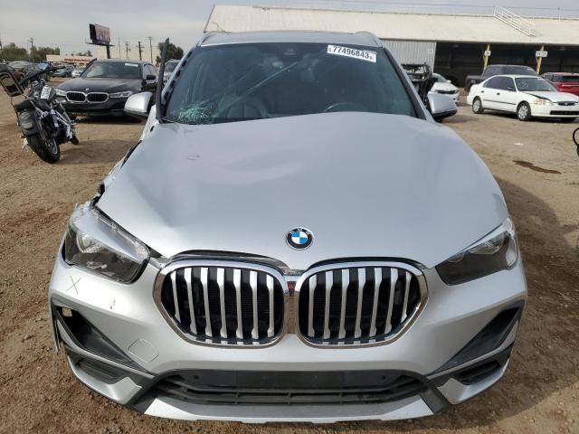 WBXJG9C06L5P89734 - 2020 BMW X1 XDRIVE28I SILVER photo 5