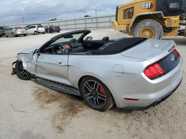 1FATP8FF0J5119406 - 2018 FORD MUSTANG GT SILVER photo 2