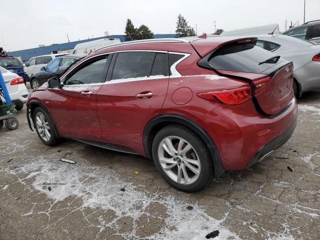 SJKCH5CP9JA046253 - 2018 INFINITI QX30 BASE RED photo 2