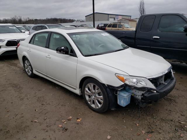 4T1BK3DB7BU381398 - 2011 TOYOTA AVALON BASE WHITE photo 4