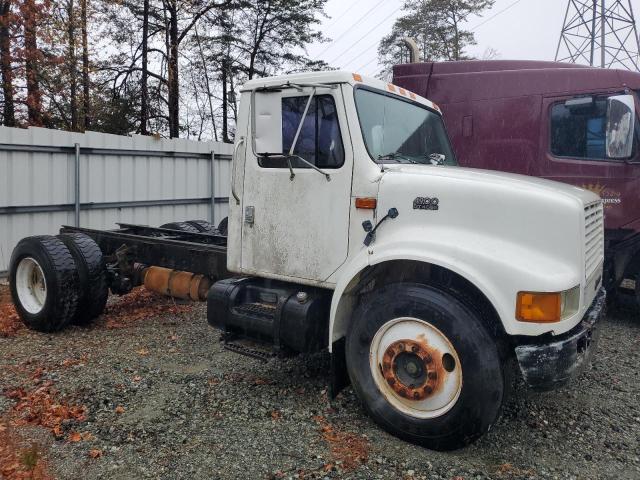 2000 INTERNATIONAL 4000 4900, 