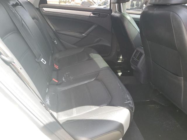 1VWLA7A39KC014246 - 2019 VOLKSWAGEN PASSAT WOLFSBURG 白色 照片 10