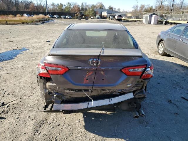 4T1B11HK2JU553126 - 2018 TOYOTA CAMRY L GRAY photo 6