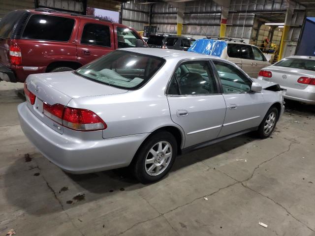 1HGCG56742A127617 - 2002 HONDA ACCORD SE SILVER photo 3