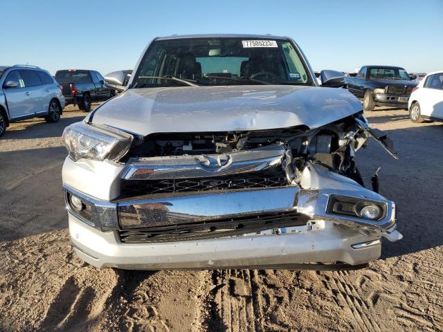 JTEBU5JR4J5556738 - 2018 TOYOTA 4RUNNER SR5/SR5 PREMIUM 银色 照片 5