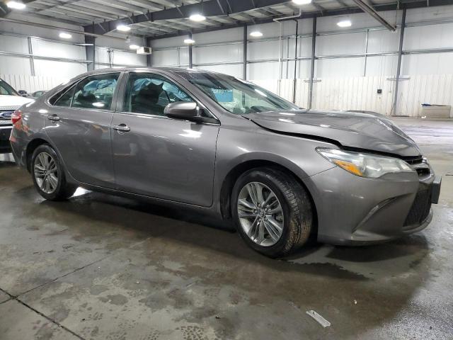 4T1BF1FK1GU259603 - 2016 TOYOTA CAMRY LE SILVER photo 4