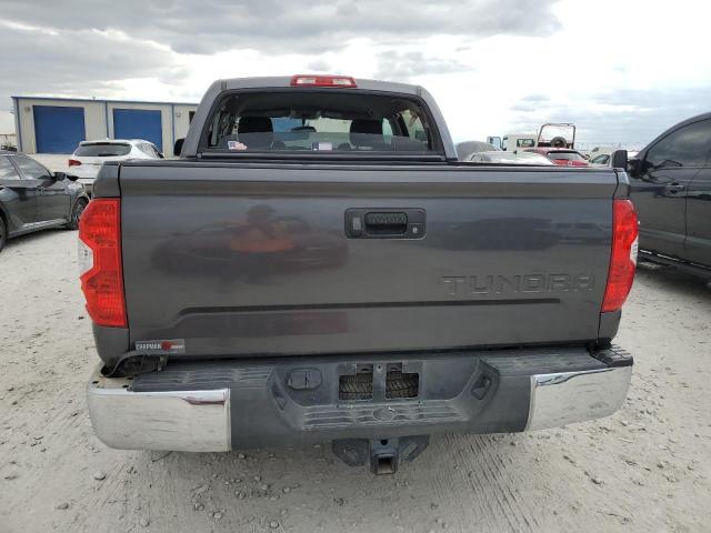 5TFEM5F15GX100782 - 2016 TOYOTA TUNDRA CREWMAX SR5 SILVER photo 6