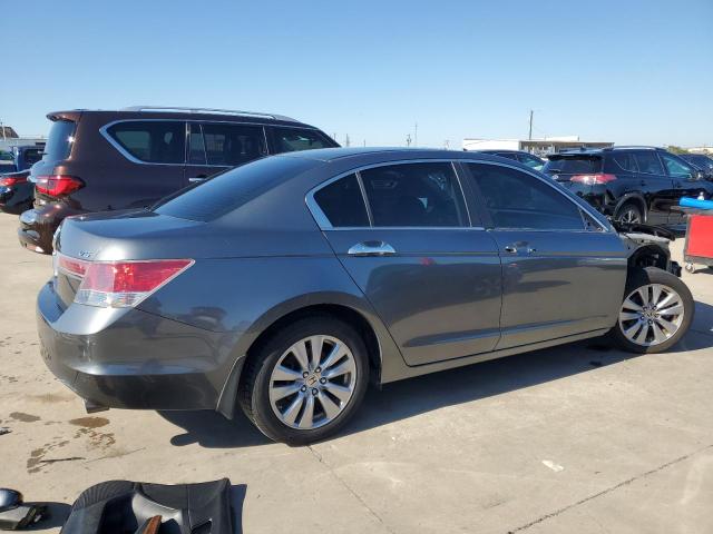 1HGCP3F74CA004700 - 2012 HONDA ACCORD EX GRAY photo 3