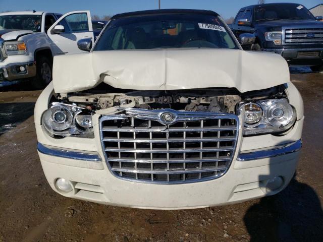 2C3KA63H86H272928 - 2006 CHRYSLER 300C WHITE photo 5