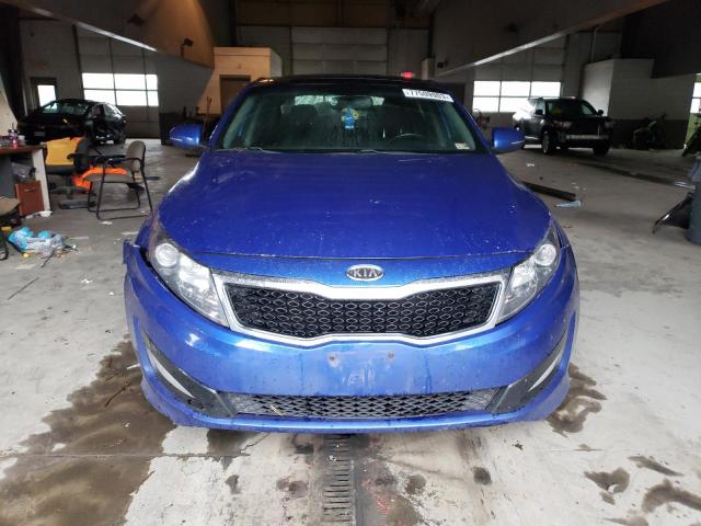 5XXGR4A63CG057858 - 2012 KIA OPTIMA SX BLUE photo 5