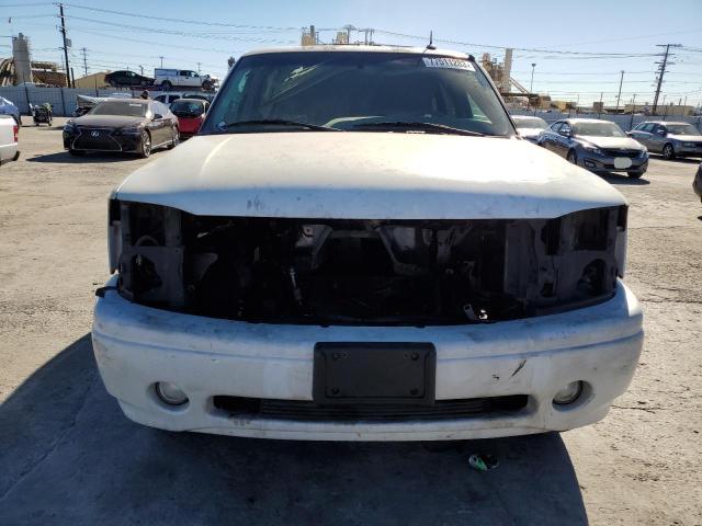 1GKFK66U02J332698 - 2002 GMC DENALI XL K1500 WHITE photo 5