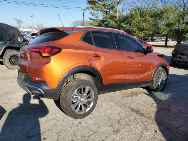 KL4MMGSL9NB082578 - 2022 BUICK ENCORE GX ESSENCE ORANGE photo 3