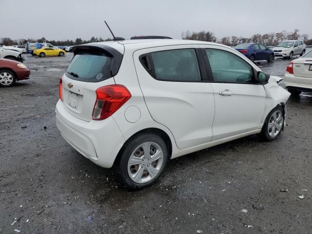 KL8CB6SA3KC719883 - 2019 CHEVROLET SPARK LS WHITE photo 3