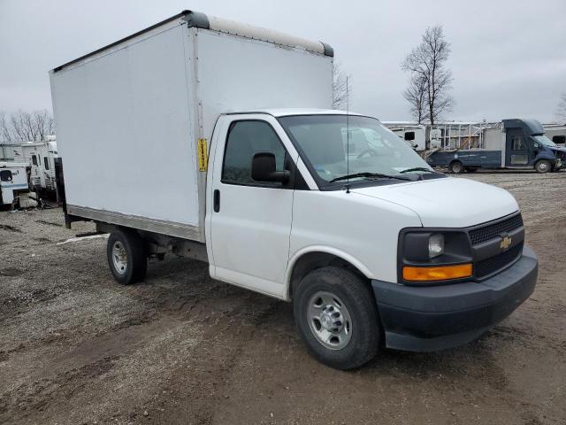 1GB0GRFF9H1313649 - 2017 CHEVROLET EXPRESS G3 WHITE photo 4