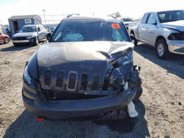 1C4PJMBS9HW530025 - 2017 JEEP CHEROKEE TRAILHAWK BLACK photo 5