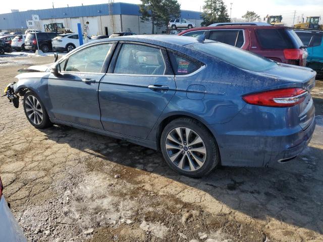 3FA6P0T9XKR168429 - 2019 FORD FUSION SE BLUE photo 2