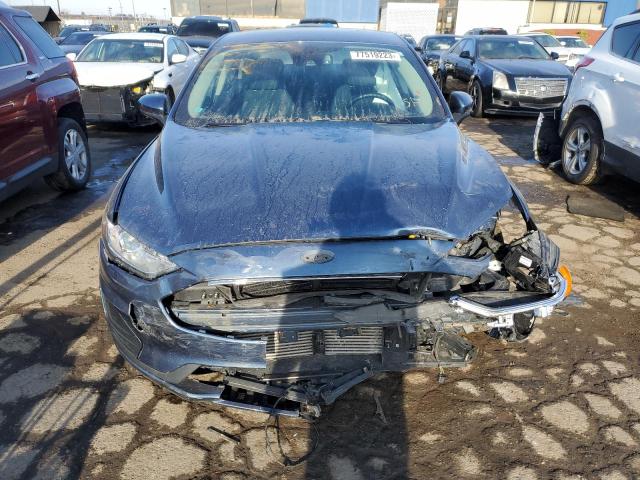 3FA6P0T9XKR168429 - 2019 FORD FUSION SE BLUE photo 5