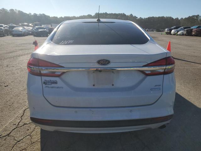 3FA6P0HD5JR185618 - 2018 FORD FUSION SE WHITE photo 6