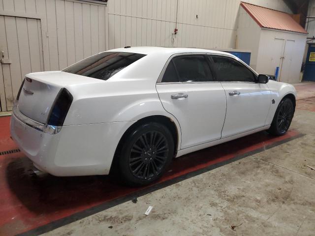 2C3CK6CT3BH530319 - 2011 CHRYSLER 300C WHITE photo 3