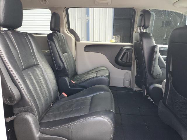 2C4RC1BG3ER156089 - 2014 CHRYSLER TOWN & COU TOURING SILVER photo 11