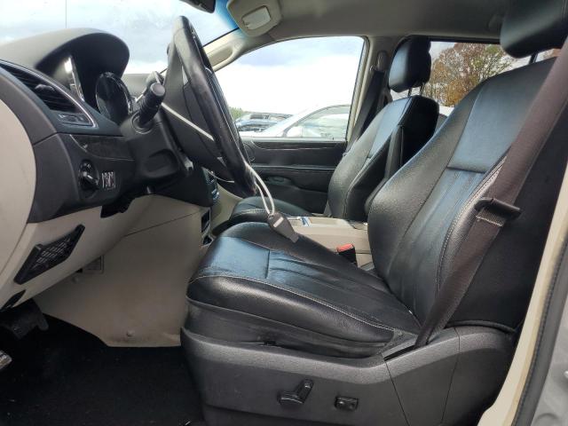 2C4RC1BG3ER156089 - 2014 CHRYSLER TOWN & COU TOURING SILVER photo 7