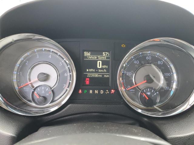 2C4RC1BG3ER156089 - 2014 CHRYSLER TOWN & COU TOURING SILVER photo 9