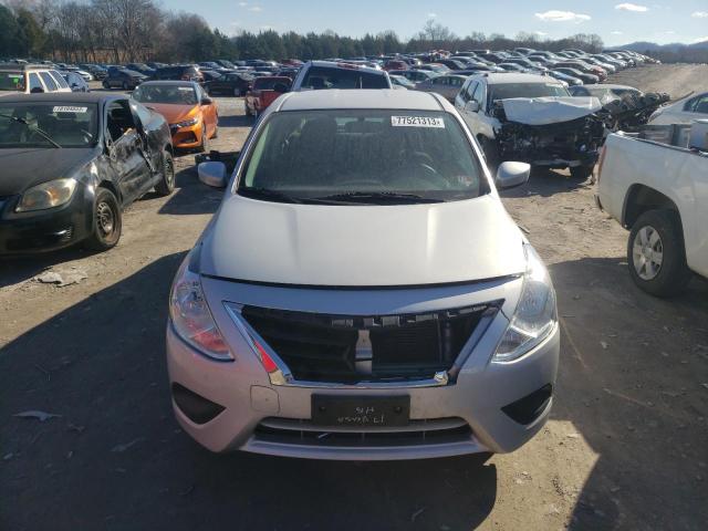 3N1CN7AP1KL876166 - 2019 NISSAN VERSA S SILVER photo 5