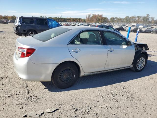 4T1BD1FK0DU074802 - 2013 TOYOTA CAMRY HYBRID SILVER photo 3