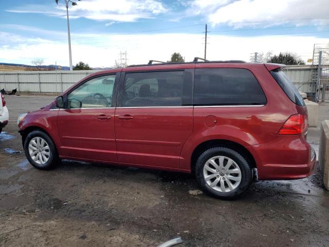 2C4RVABG8CR391417 - 2012 VOLKSWAGEN ROUTAN SE BURGUNDY photo 2