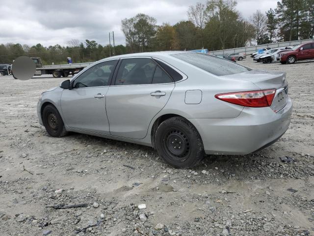 4T1BF1FK2HU647344 - 2017 TOYOTA CAMRY LE SILVER photo 2