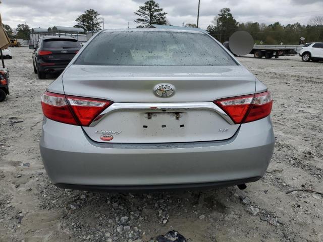 4T1BF1FK2HU647344 - 2017 TOYOTA CAMRY LE SILVER photo 6