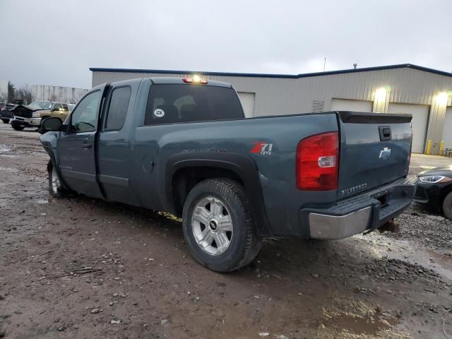 2GCEK19J881300144 - 2008 CHEVROLET SILVERADO K1500 BLUE photo 2