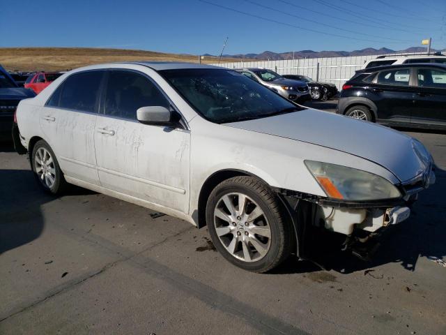 1HGCM66567A043979 - 2007 HONDA ACCORD EX WHITE photo 4