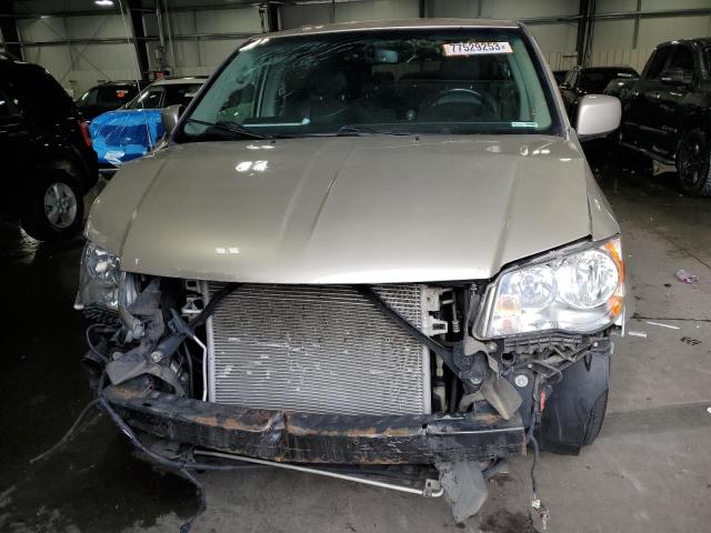 2C4RC1BG4GR185524 - 2016 CHRYSLER TOWN & COU TOURING 奶油色 照片 5