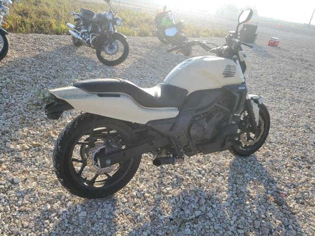 JH2RC6807EK000845 - 2014 HONDA CTX700 N TAN photo 4