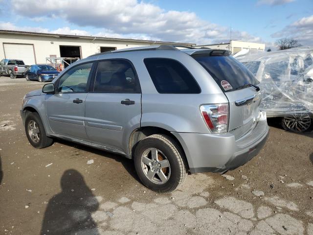 2CNDL13F256138289 - 2005 CHEVROLET EQUINOX LS SILVER photo 2