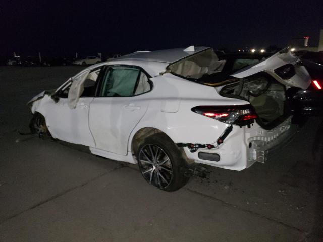 4T1G11AK3PU722434 - 2023 TOYOTA CAMRY SE NIGHT SHADE WHITE photo 2