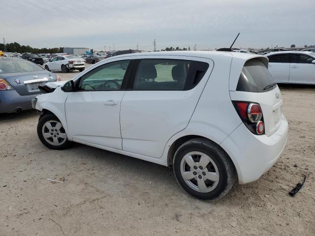 1G1JA6SH5G4112585 - 2016 CHEVROLET SONIC LS WHITE photo 2